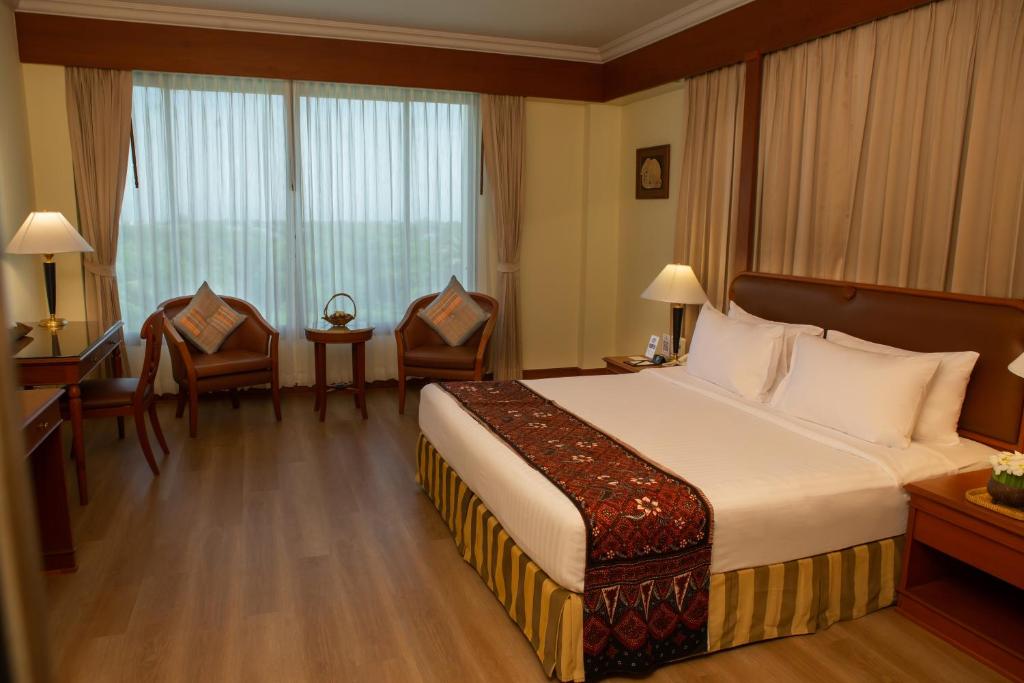 CS Pattani Hotel - Habitación Deluxe Con Cama Extragrande