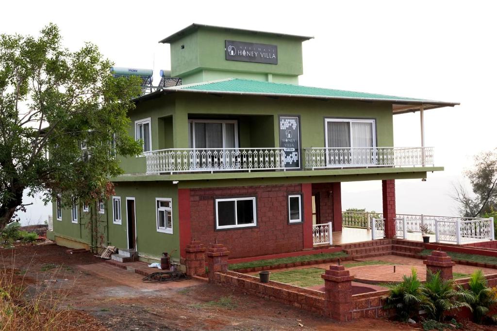 Το κτήριο όπου στεγάζεται  η βίλα