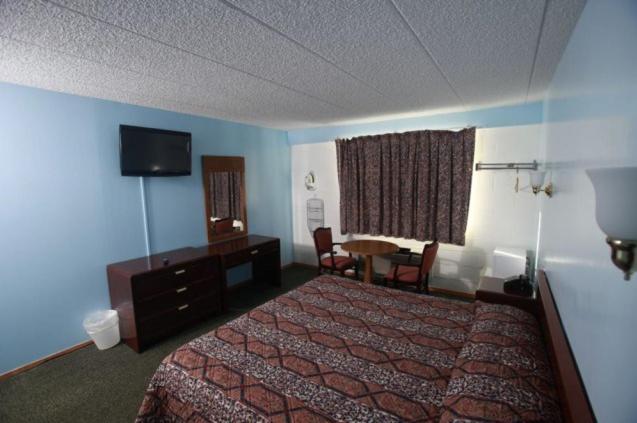 Meadowbrook Motor Lodge - Housity