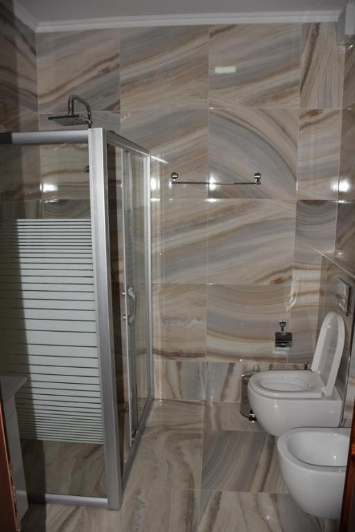 Koupelna v ubytování Hotel Pogradeci 2