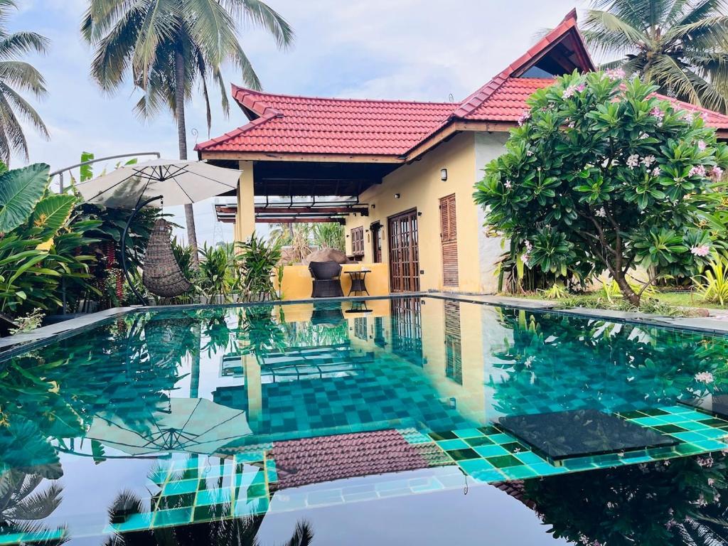 Bazén v ubytování Aloha farms- By the lake nebo v jeho okolí