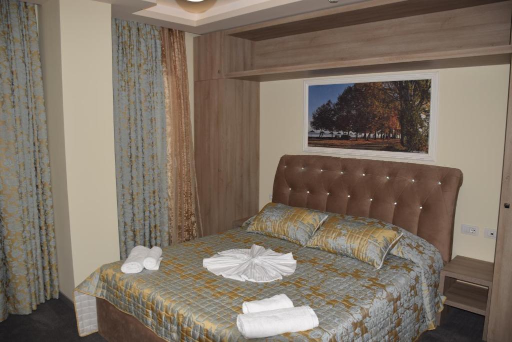 Posezení v ubytování Hotel Pogradeci 2