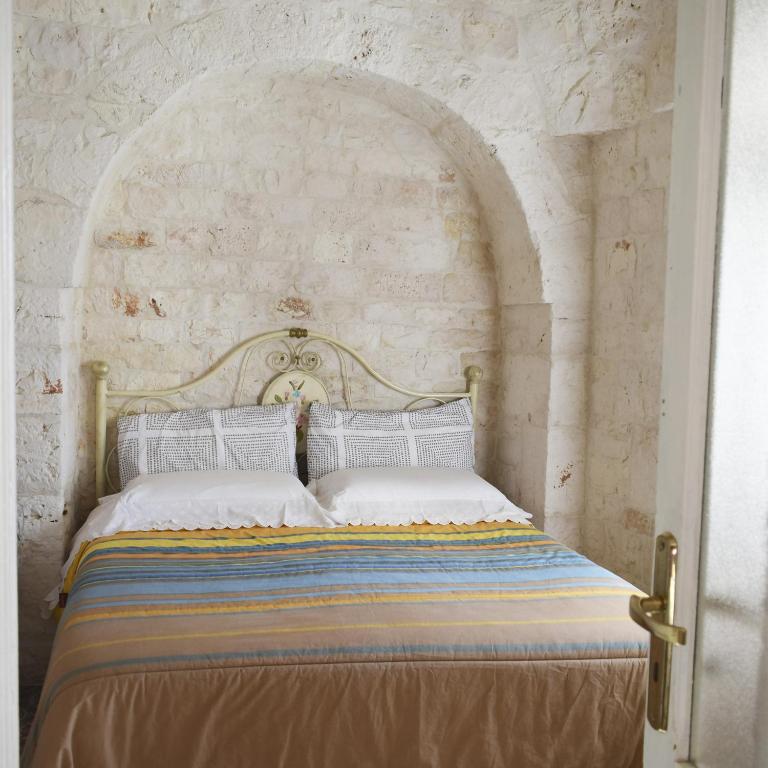 trulli annina con piscina - 9