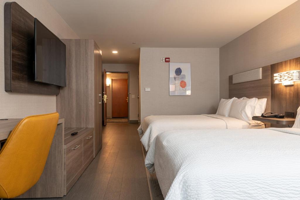 Holiday Inn Express Hotel & Suites Hampton South-Seabrook by IHG photo