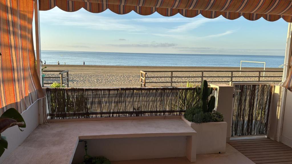 Cảnh biển hoặc tầm nhìn ra biển từ căn hộ