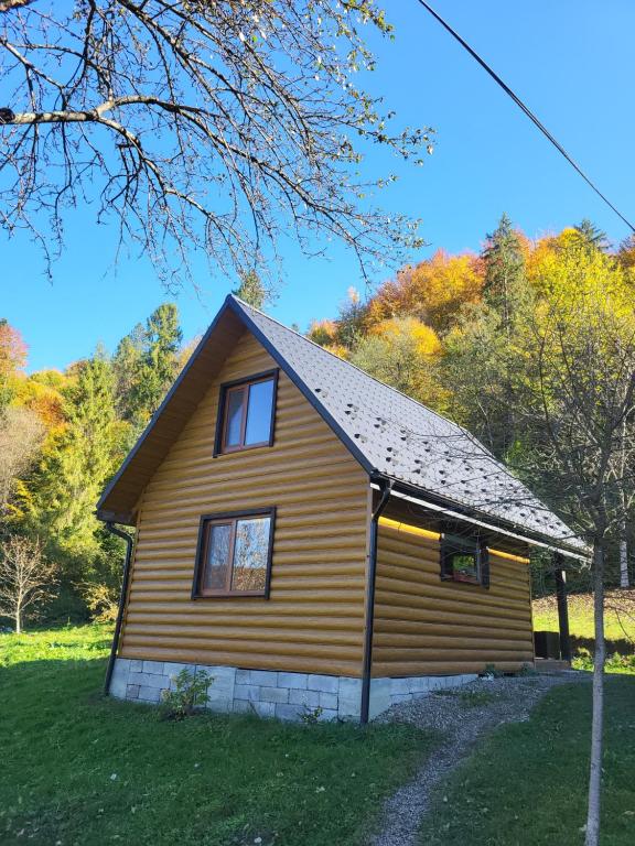 Το κτήριο όπου στεγάζεται  η παραθεριστική κατοικία