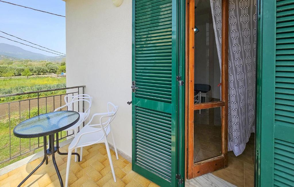 Μπαλκόνι ή βεράντα στο Cozy Apartment In Casal Velino