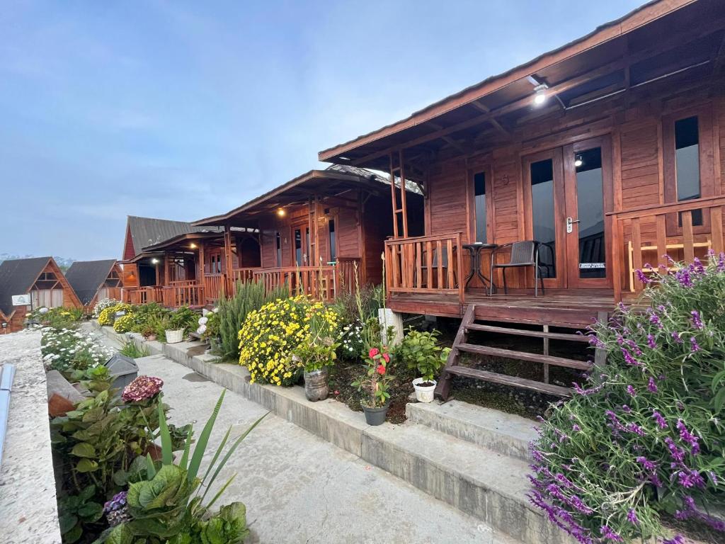 Fotografie z fotogalerie ubytování tutup sementara v destinaci Diyeng