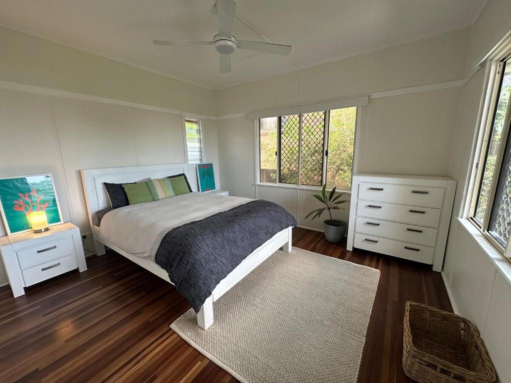 Ένα ή περισσότερα κρεβάτια σε δωμάτιο στο Beach Shack On Barlow