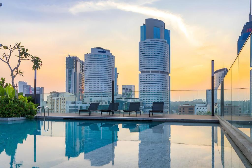 KLCC Quill Residences by Avery #Located in the City Center #10 mins walk to Twin Towers #Infinity pool#中英文房东