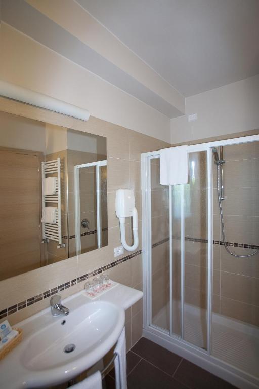 Hotel Porto Azzurro - 6