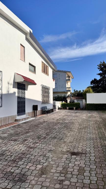 Το κτήριο όπου στεγάζεται  το διαμέρισμα