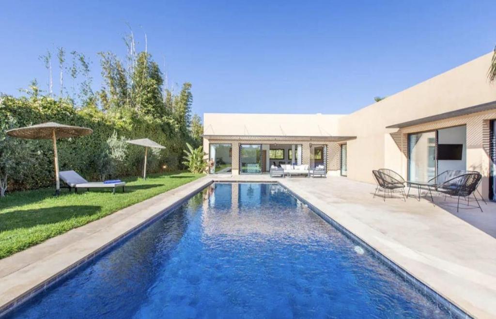 Bazén v ubytování Villa Atlas piscine chauffee sans vis a vis nebo v jeho okolí