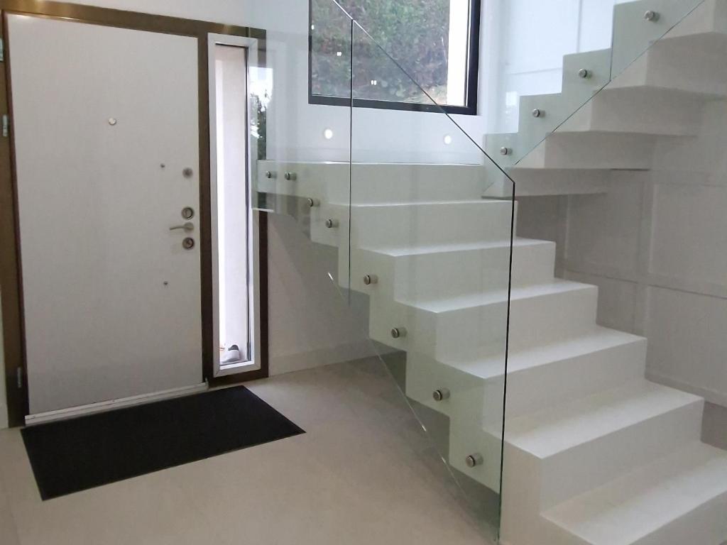 Modern Comfort for 5 Guests 2 Bedrooms Home near Colmar – photo 28
