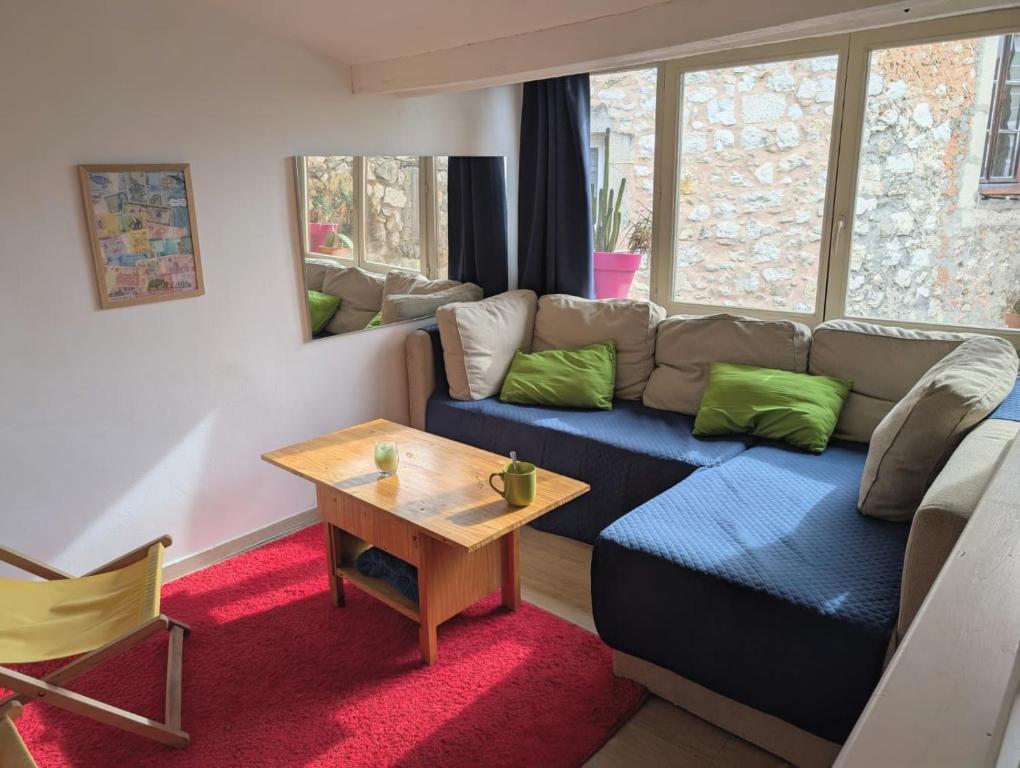 Posezení v ubytování Centered old town