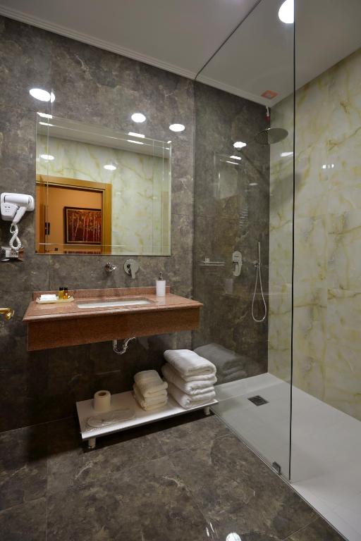 Koupelna v ubytování Hotel Austria
