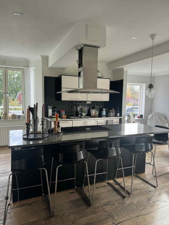 Fotografie z fotogalerie ubytování Beautiful 5 bedroom house v destinaci Oskarshamn