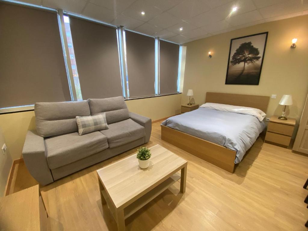 Posezení v ubytování Estudios 85 - Cerca de Madrid, Toledo y Parque Warner