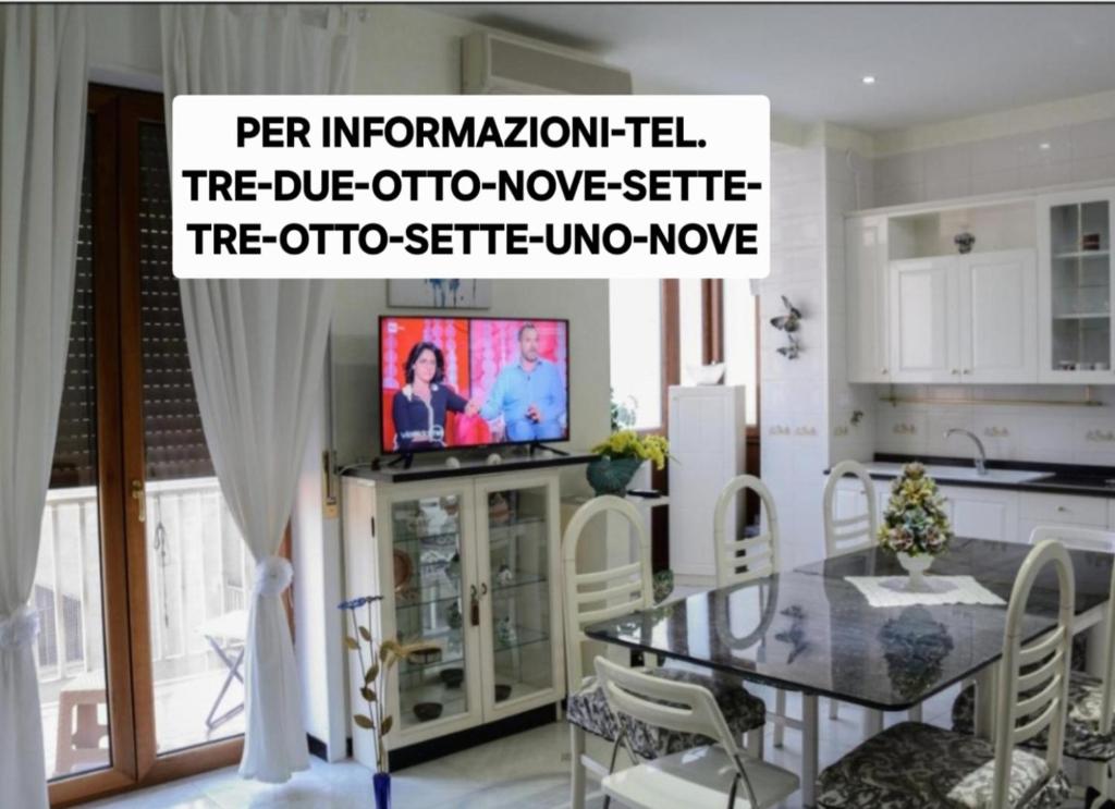 Et tv og/eller underholdning på Residenza Margherita - Central e near the Sea