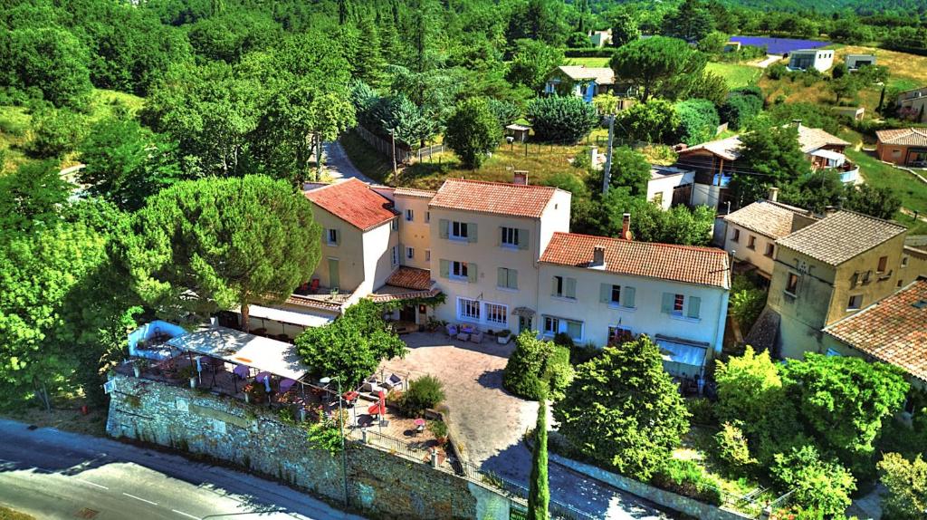 an aerial view of a house in a village at Auberge de l'Escargot d'Or in Dieulefit