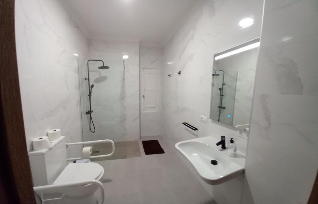 Koupelna v ubytování Donatella Guesthouse