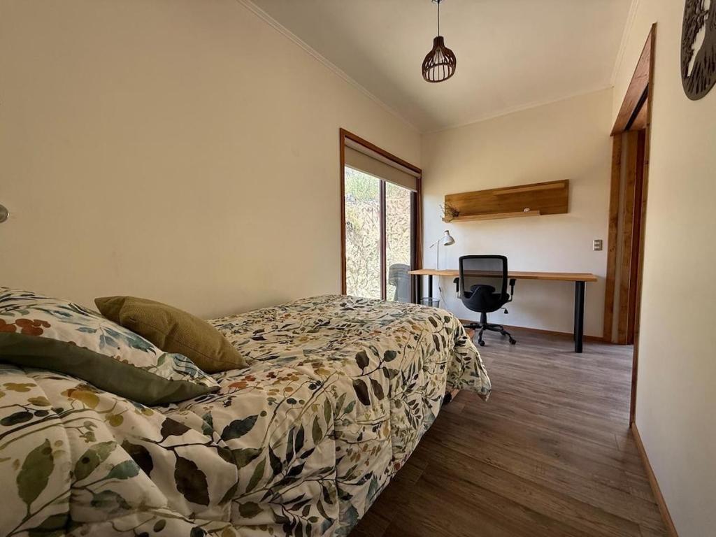 Postel nebo postele na pokoji v ubytování Maravillosa casa a los pies del Cerro la Campana