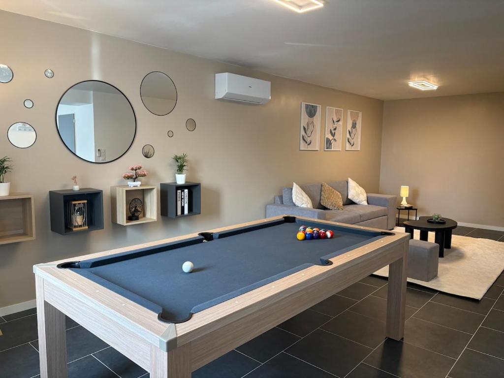Billardbord på Duplex 6 pers 3 Ch, Billard & Netflix, tout équipé