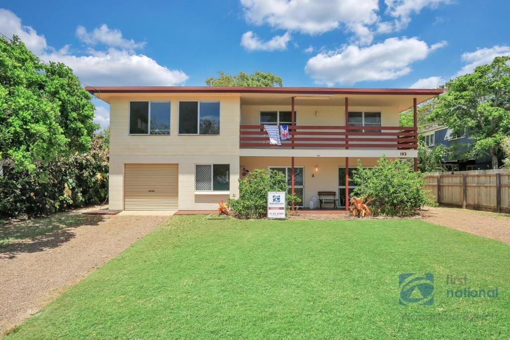 Budova, kde se prázdninový dům nachází