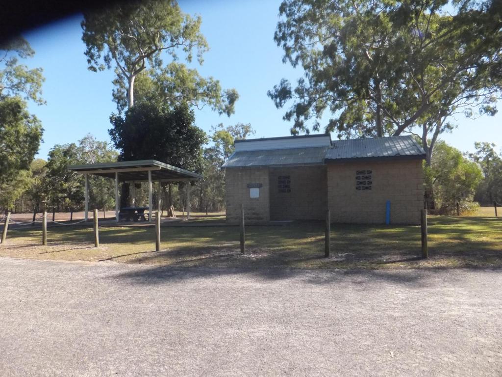 Tòa nhà nơi nhà nghỉ dưỡng tọa lạc