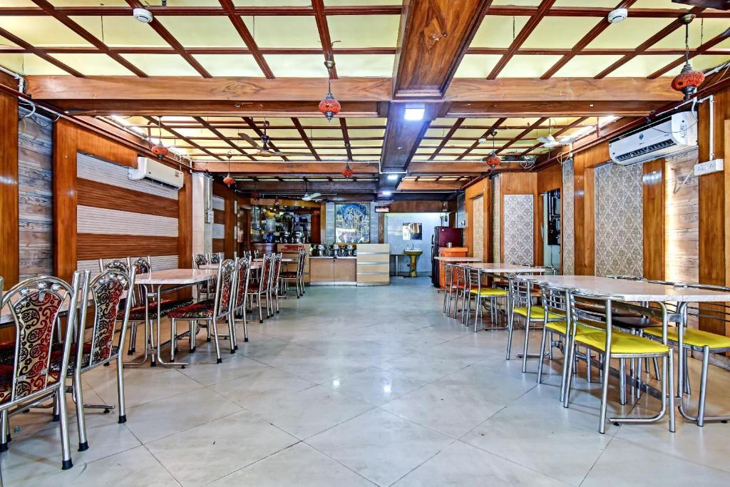 Εστιατόριο ή άλλο μέρος για φαγητό στο Hotel O Shree Krishna International