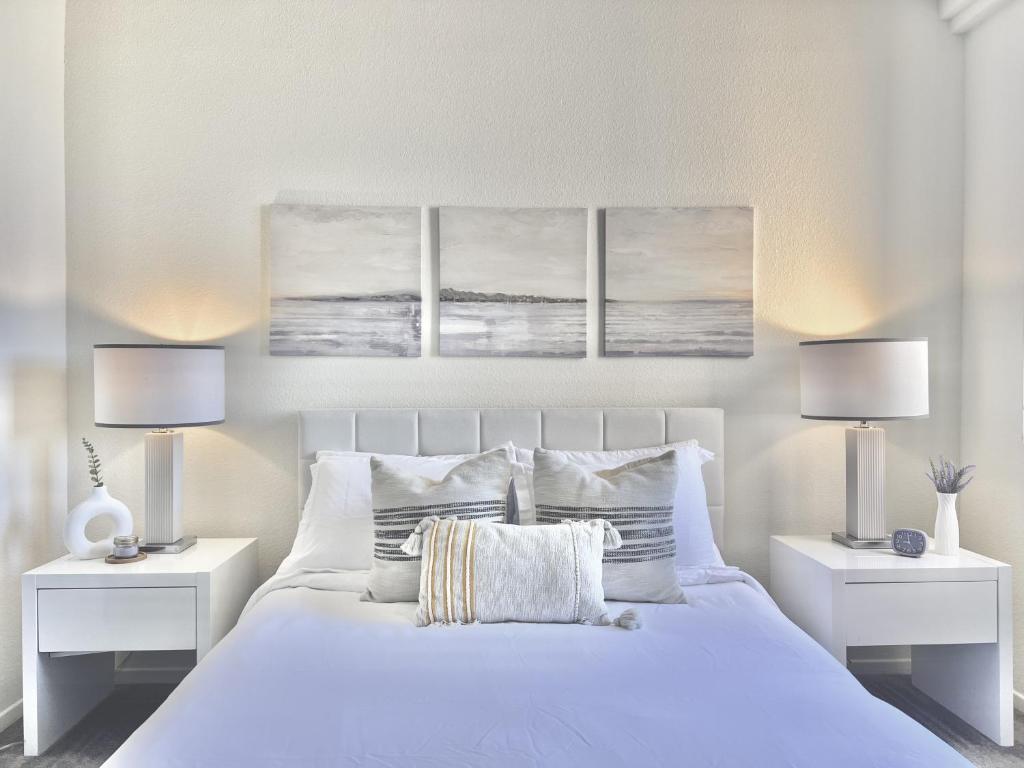 SPECIAL OFFER - Modern Apartment in La Jolla UTC - Close to Beaches,  Shopping, Dining, UCSD,圣地亚哥（2026年最新房价）