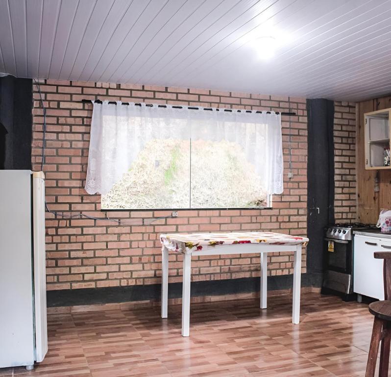 Η κουζίνα ή μικρή κουζίνα στο Sítio Costa Leite