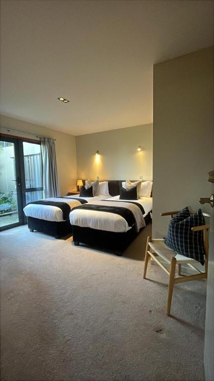 Alpine Luxury on London photo