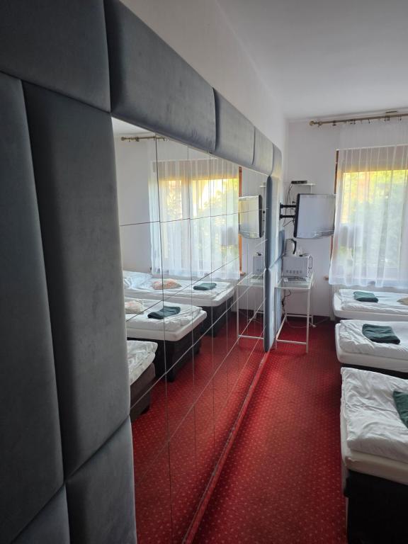Villa Ventana Poznań City Free Parking Śniadanie w Cenie - Comfort Triple Room With Shower