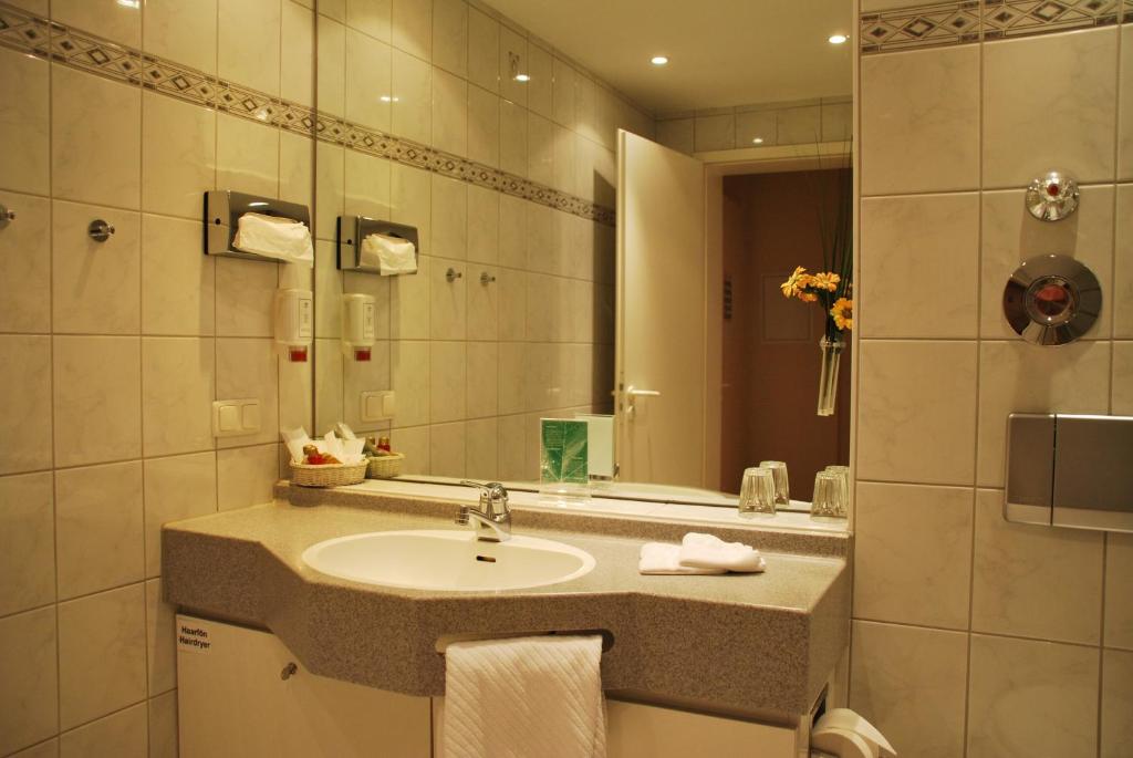 Koupelna v ubytování Posthaus Hotel Residenz