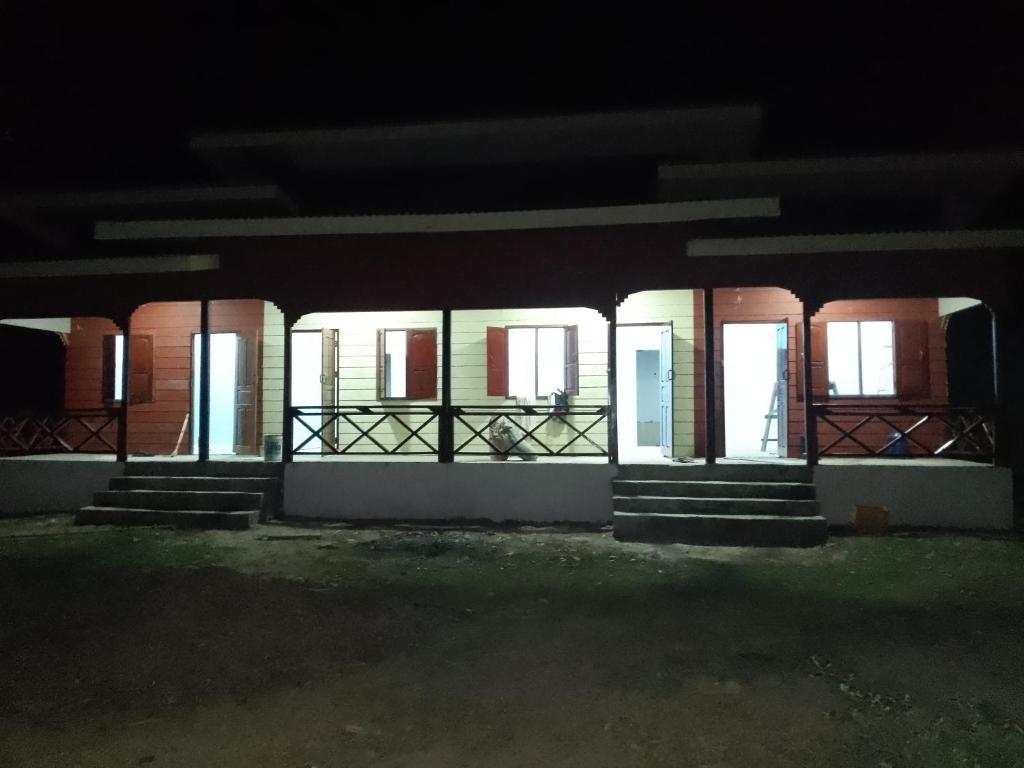 Φωτογραφία από το άλμπουμ του Anan guesthouse σε Don Det