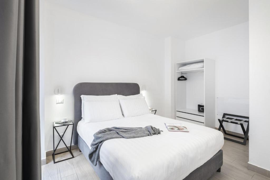 Oriana Homèl Roma - 