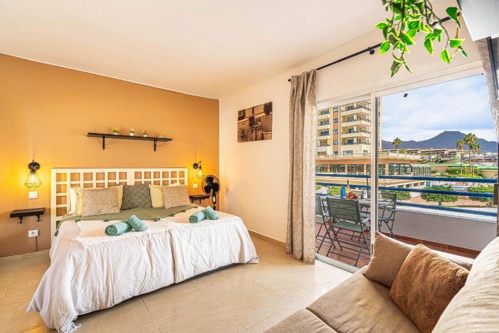 Charming Coast Studio Paraiso