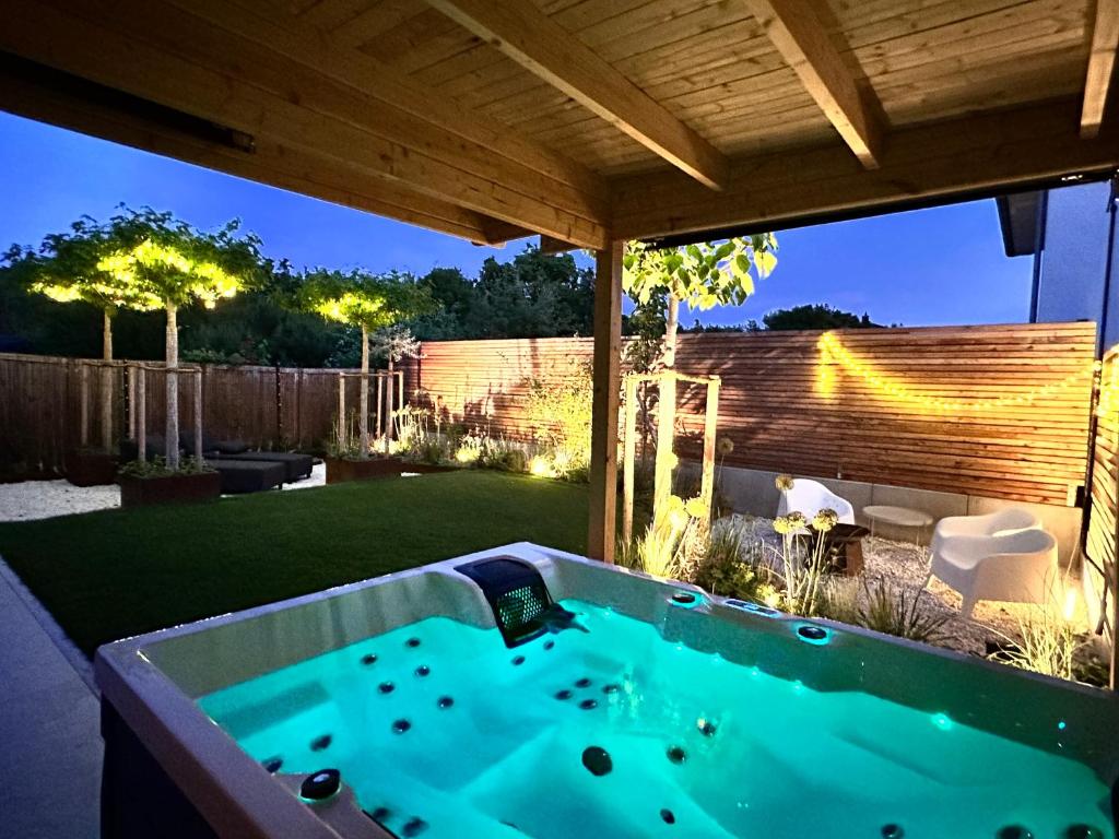 Bazén v ubytování Die WolkenGuckerei nebo v jeho okolí