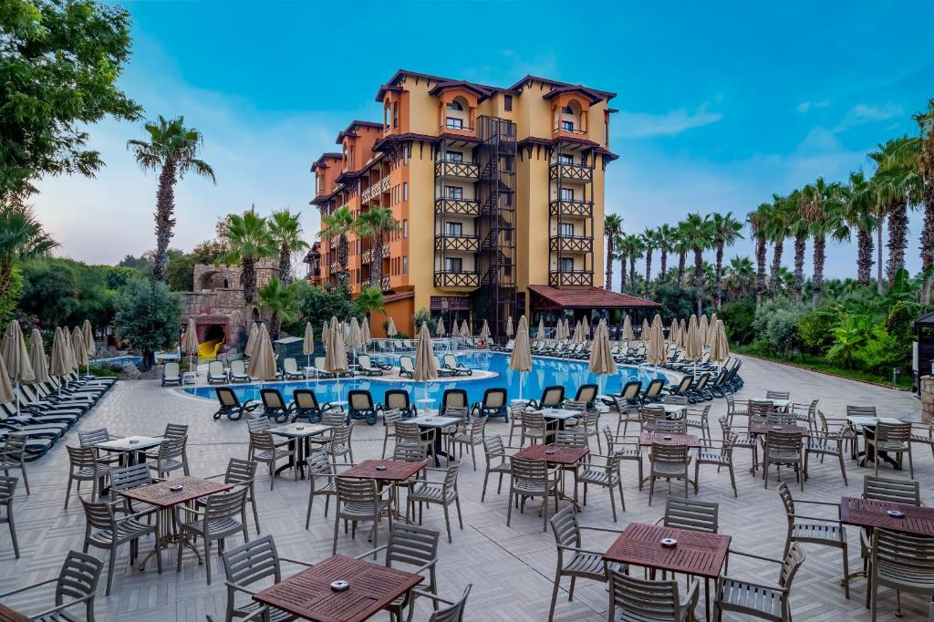 فضای داخلی Villa Side Hotel در آنتالیا - تصویر ۳