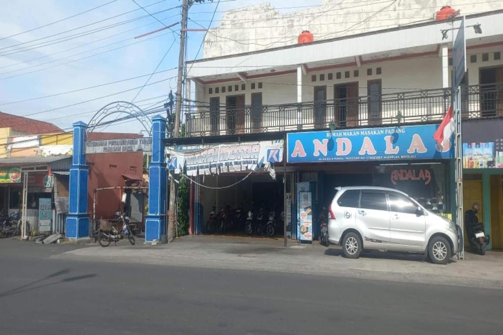 Hotelli naabruskond või selle läheduses asuv naabruskond