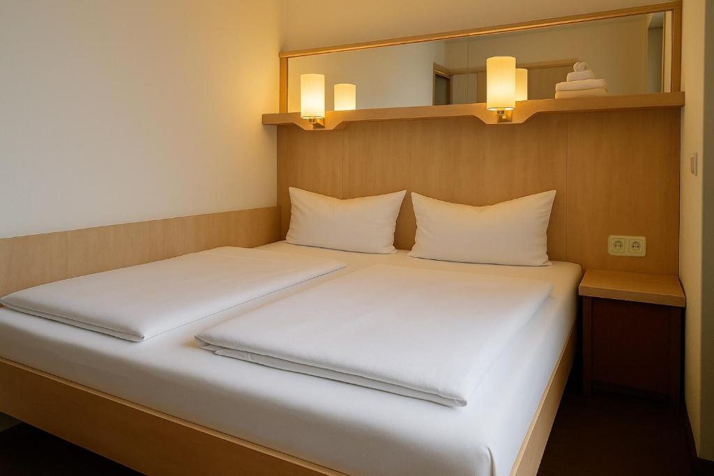 Bettenburg Hotel Hamburg - Habitación Doble Con Baño Privado