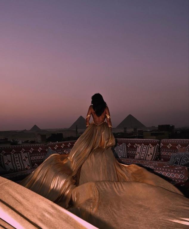 Palm Pyramids View INN