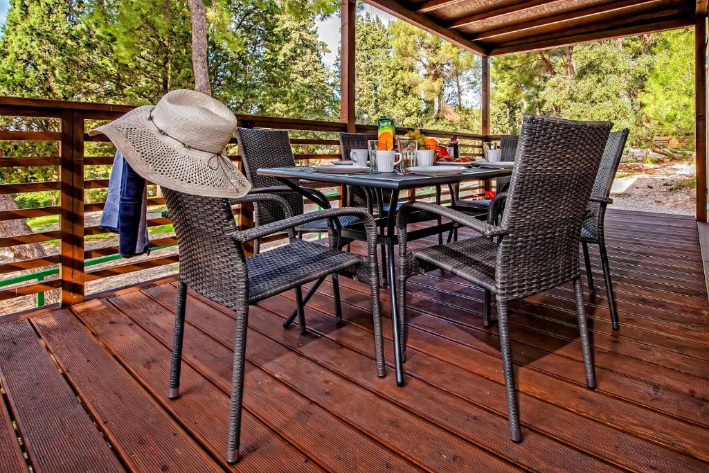 Eurocamp Mobile Homes at Campsite Porton Biondi - 17