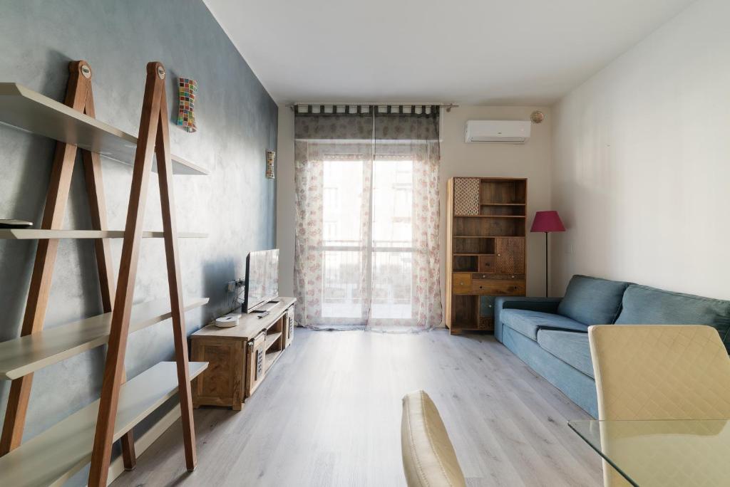 GuestHost - Milano Lorenteggio Charming Flat