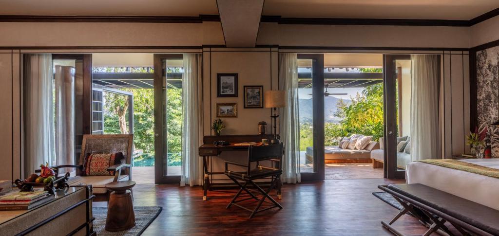 Anantara Golden Triangle Elephant Camp & Resort - Suite Familiar Mekong Explorer Con Piscina