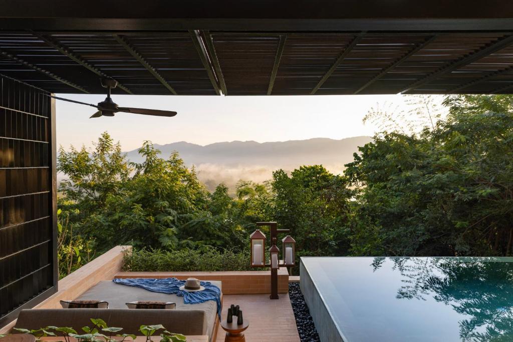 Anantara Golden Triangle Elephant Camp & Resort - Suite Exploradora Del Mekong Con Piscina