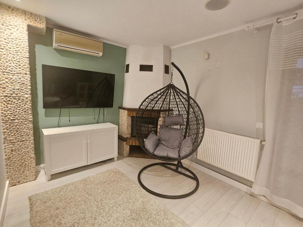 TV a/nebo společenská místnost v ubytování Alegna Holiday house Mamaia Nord