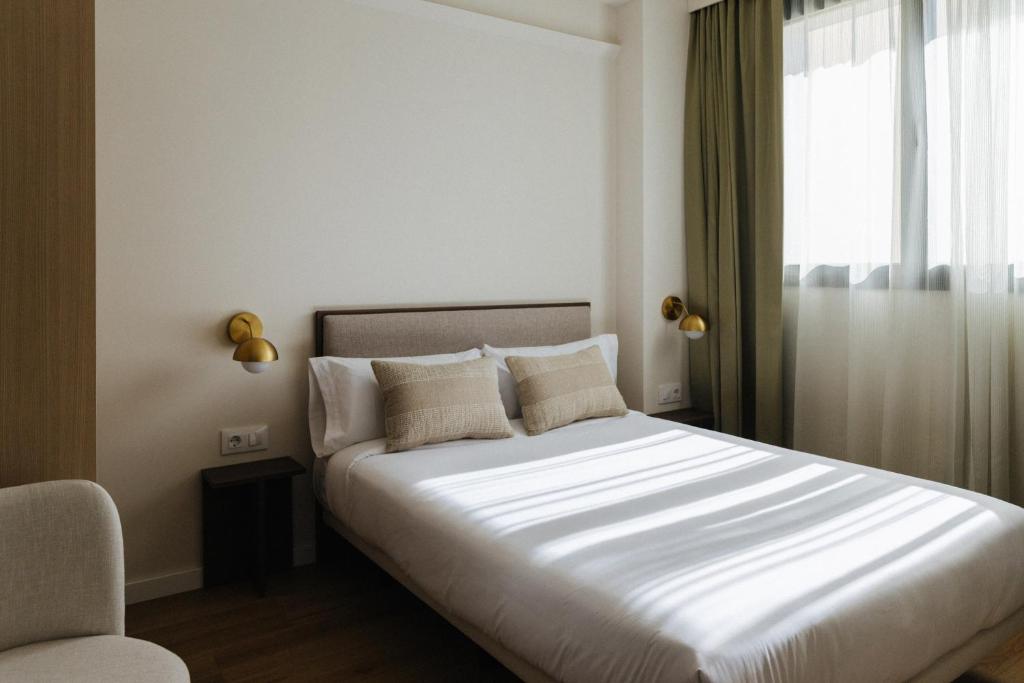 Atipico Madrid - Tweepersoonskamer Met Eigen Badkamer