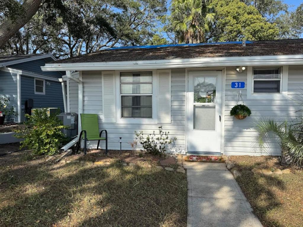 Το κτήριο όπου στεγάζεται  η παραθεριστική κατοικία